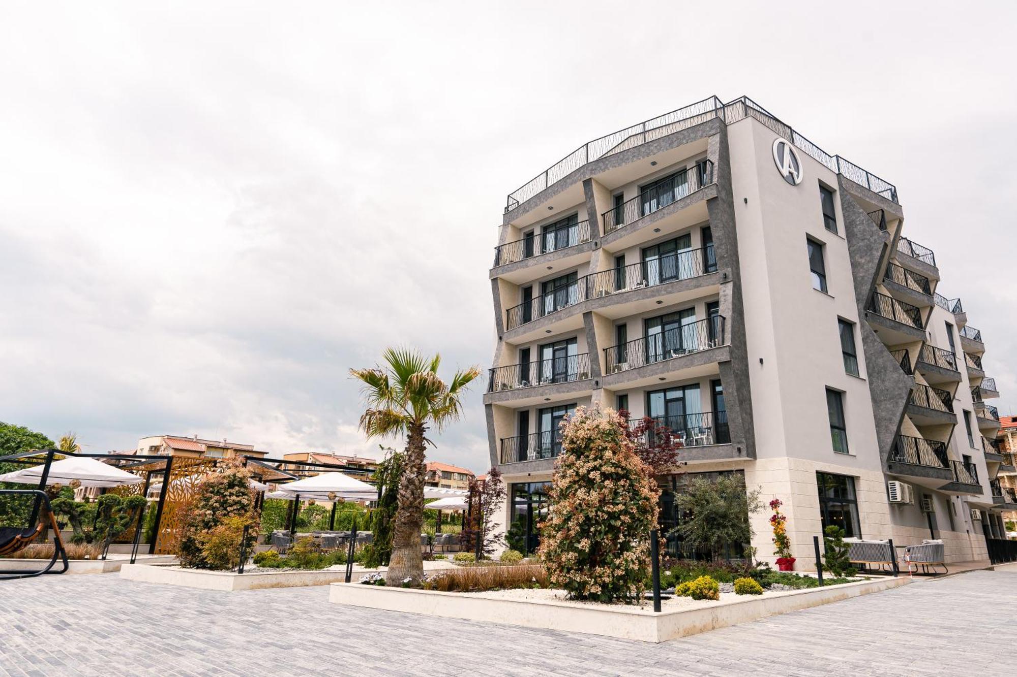 Хотел Address Ράβντα Εξωτερικό φωτογραφία