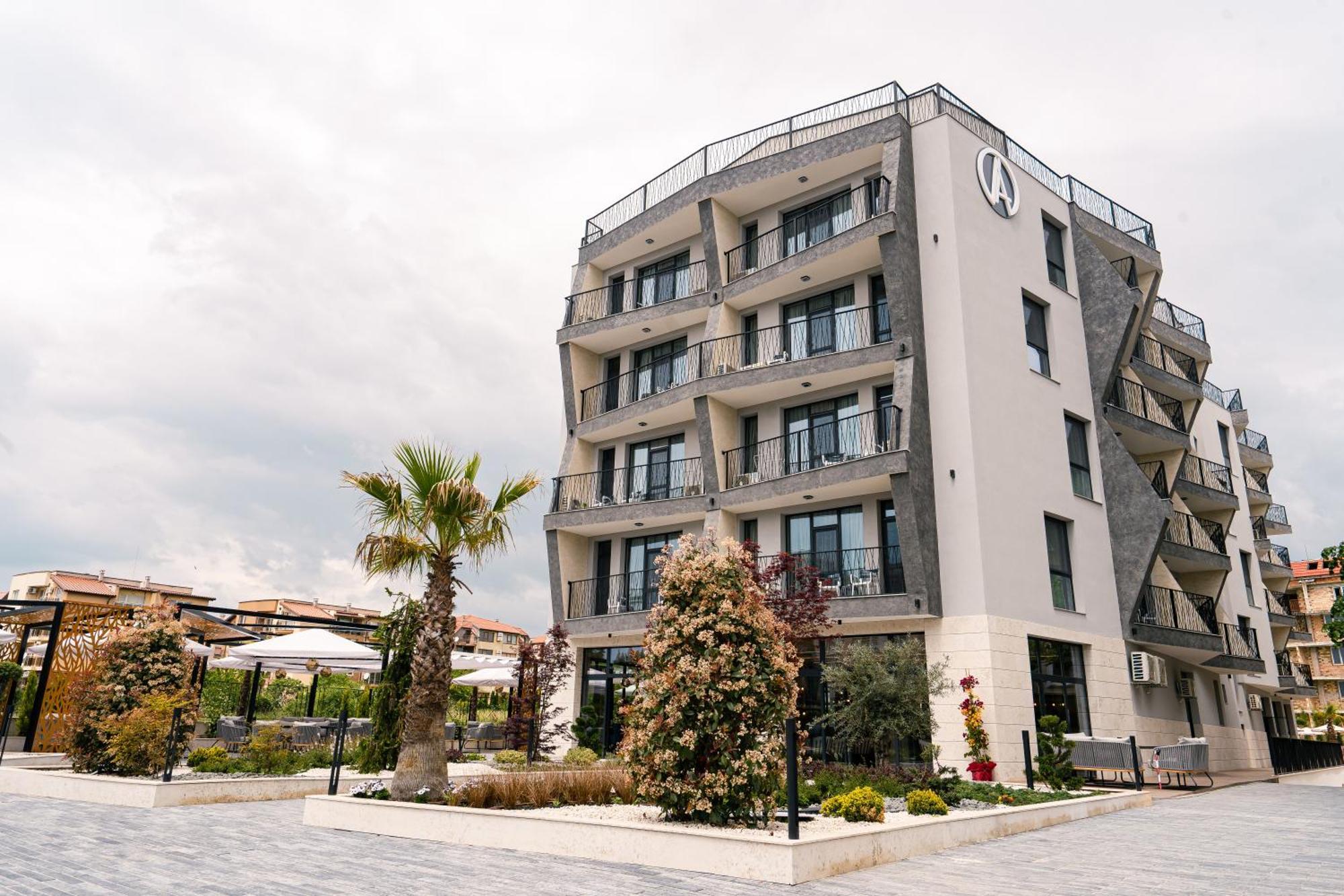 Хотел Address Ράβντα Εξωτερικό φωτογραφία